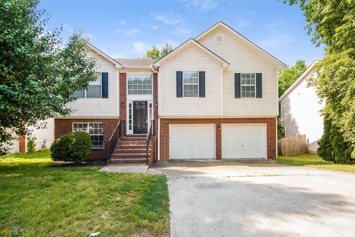 2455 Meredith Wk, Ellenwood, GA 30294 House Rental in Ellenwood, GA