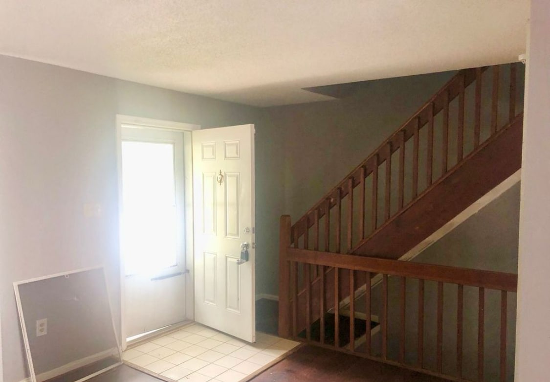 Primary Photo - 903 St Michaels Dr