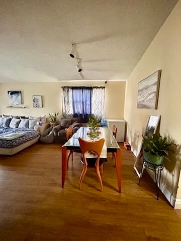 Building Photo - 9788 Nob Hill Ct