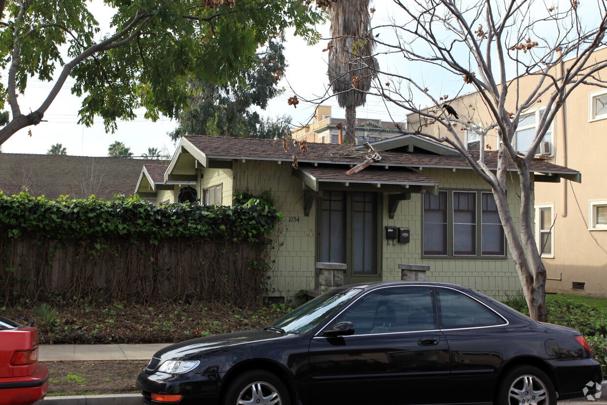 Building Photo - 1054 E 1st St