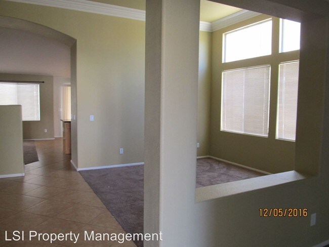 Building Photo - 3 br, 2 bath House - 2105 Silver Blaze Ct.
