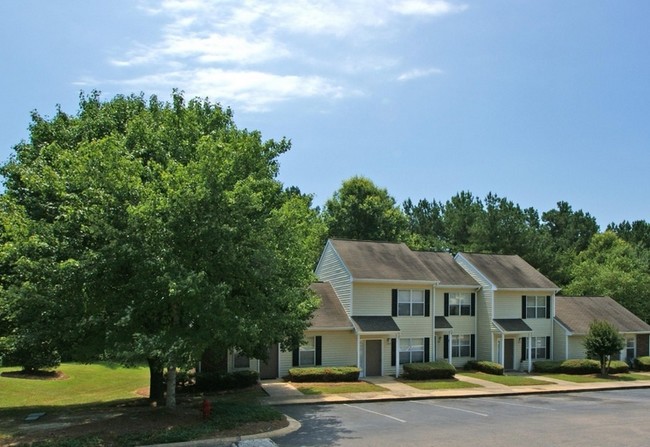 Foto del edificio - McKenzie Park Apartments