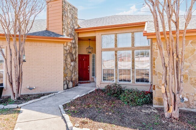 Building Photo - 115 Kenwick Ct