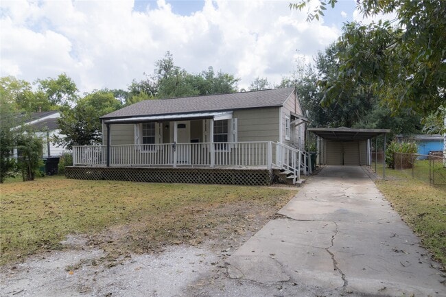 Building Photo - 6714 Dillon St