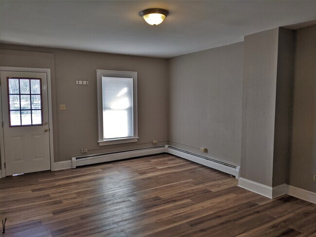 Foto del edificio - 793 E 3rd St