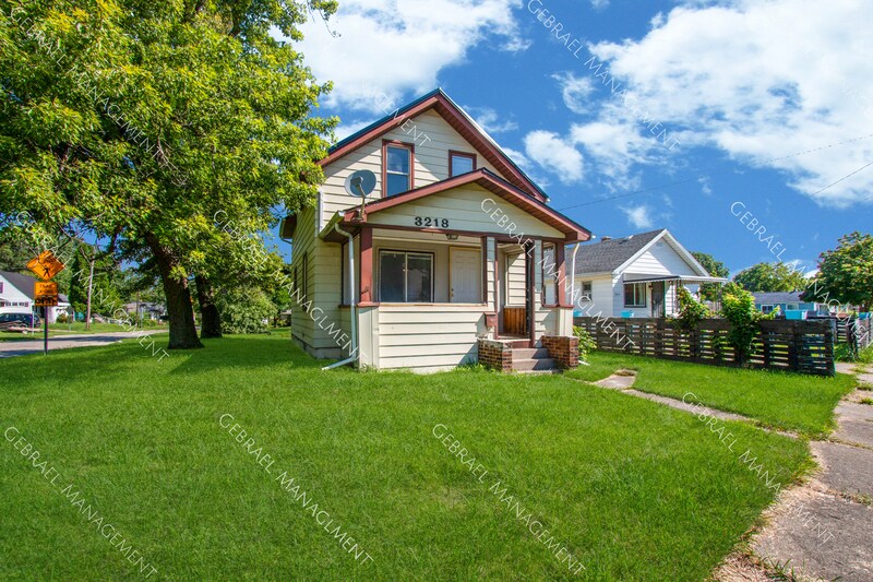 Primary Photo - 3218 Fielding St