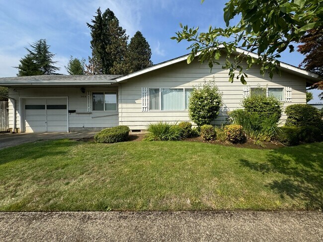 Photo - 2410 Taylor St Apartment