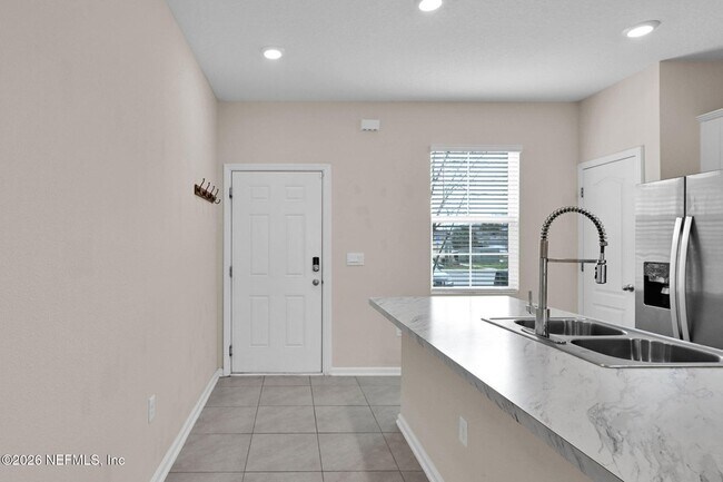 Foto del edificio - 2888 Black Buck Cir