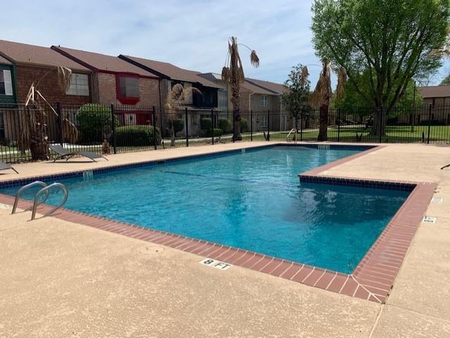 Foto del edificio - 1035 Willow Oaks Cir