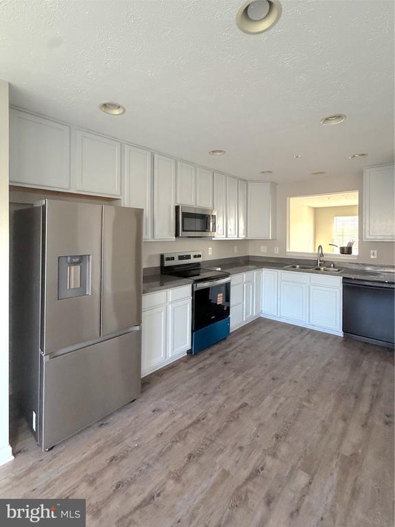 Foto del edificio - 9899 Decatur Rd