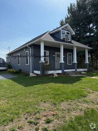 Building Photo - 21 W Oak Ridge Dr