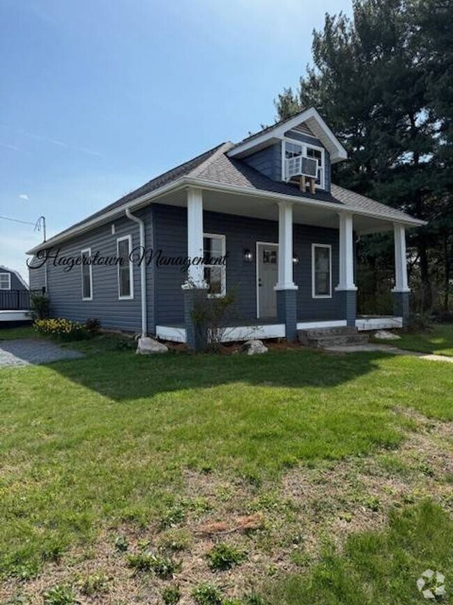 Building Photo - 21 W Oak Ridge Dr