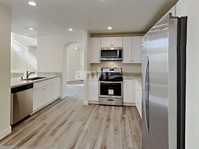 Foto del edificio - 7224 Tame Pl