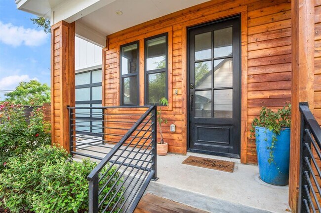 Foto del edificio - 4604 Ledesma Rd