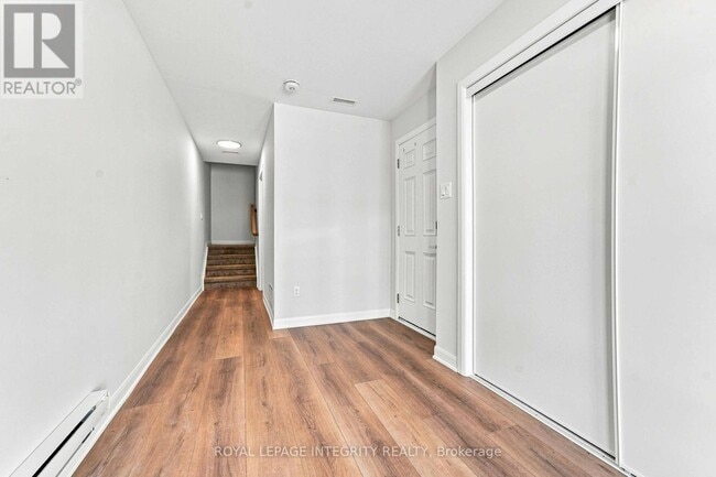 Building Photo - 762 Tadpole Cres
