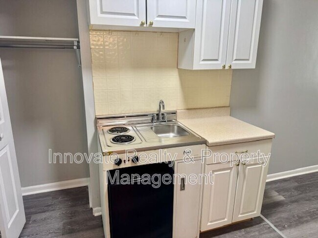 Foto del edificio - 29 Logan Ave