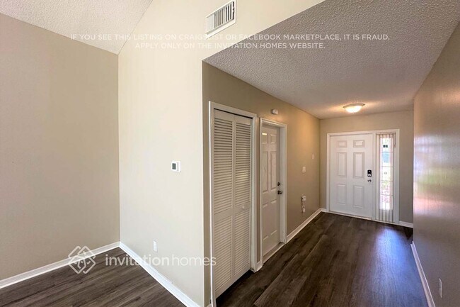 Foto del edificio - 15927 SW 82nd St