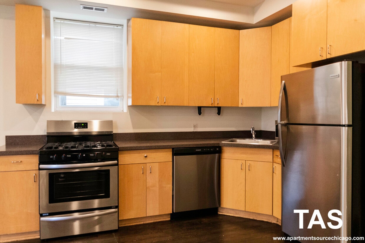 Foto principal - 2112 N Campbell Ave
