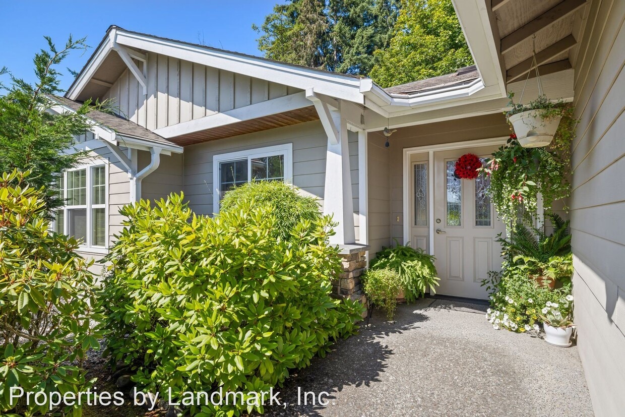 3 br, 2 bath House 732 S CURRIER CT House Rental in Port Angeles