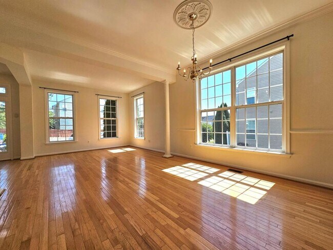 Building Photo - 15610 William Bayliss Ct