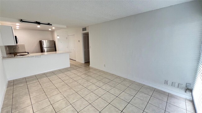 Building Photo - 801 NW 47th Ave