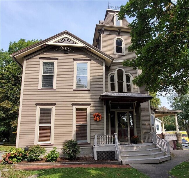 112 West Ave, Spencerport, NY 14559 Apartments Spencerport, NY