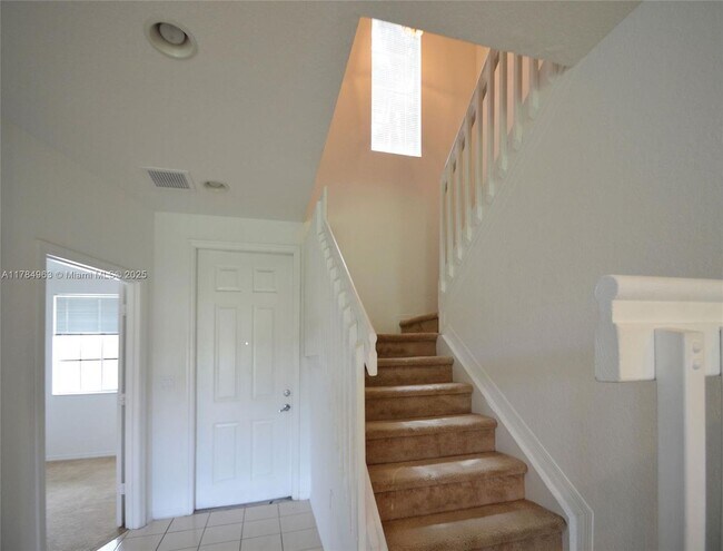 Foto del edificio - 1956 SW 60th Terrace