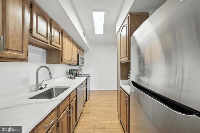 Building Photo - 2230 George C Marshall Dr