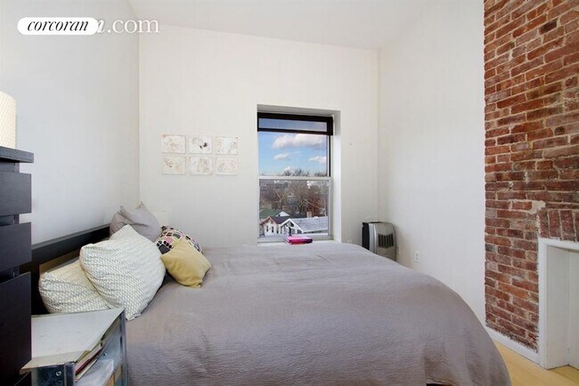 Foto del edificio - 936 Fulton St