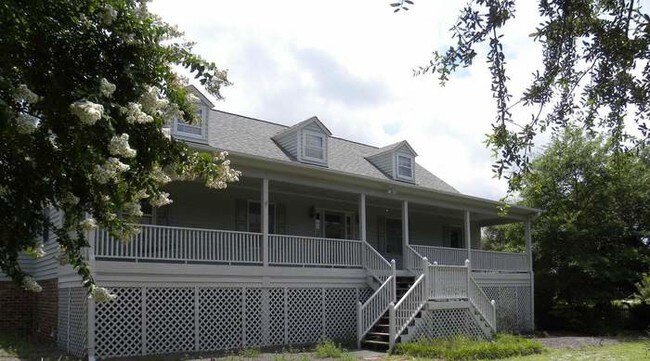 Foto del edificio - 221 Oyster Bay Ln