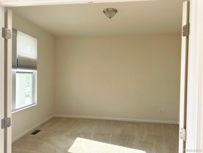 Building Photo - 50859 Steed Dr