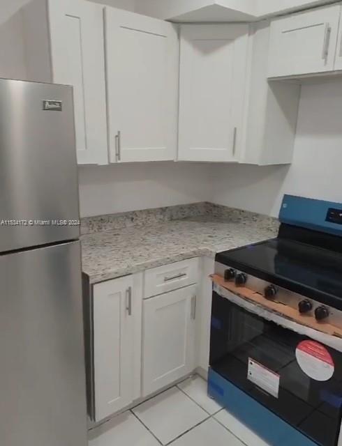Foto del edificio - 671 W 30th St