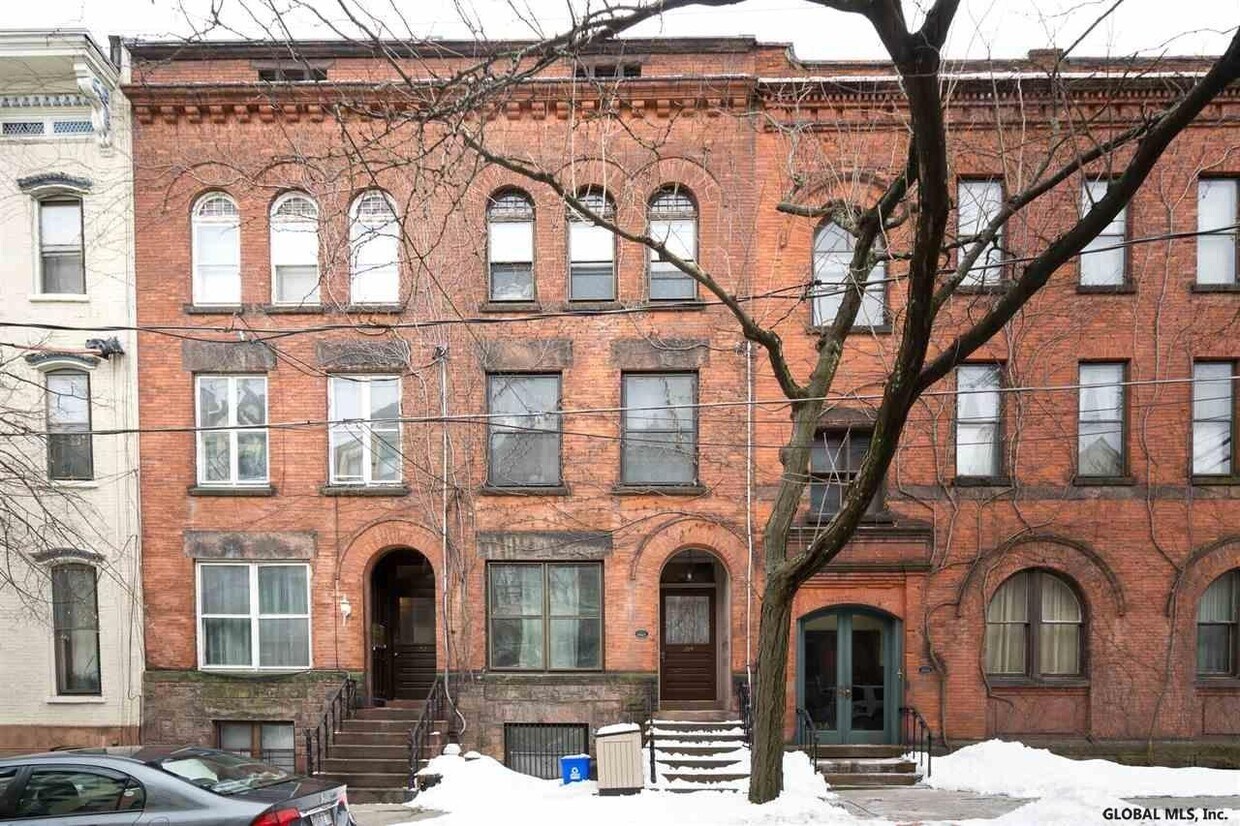 154 Lancaster St, Albany, NY 12210 House Rental in Albany, NY