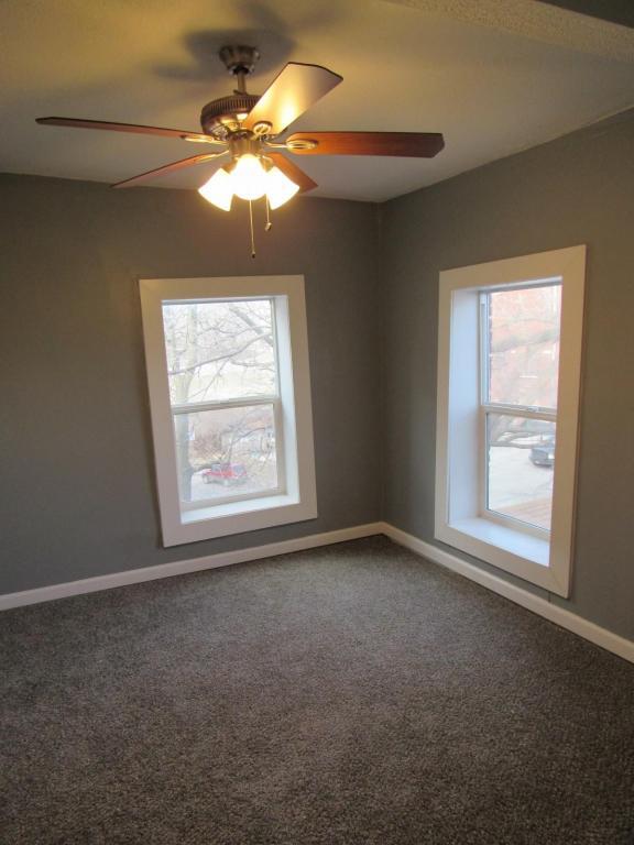 Building Photo - 3119 Central Street - #B
