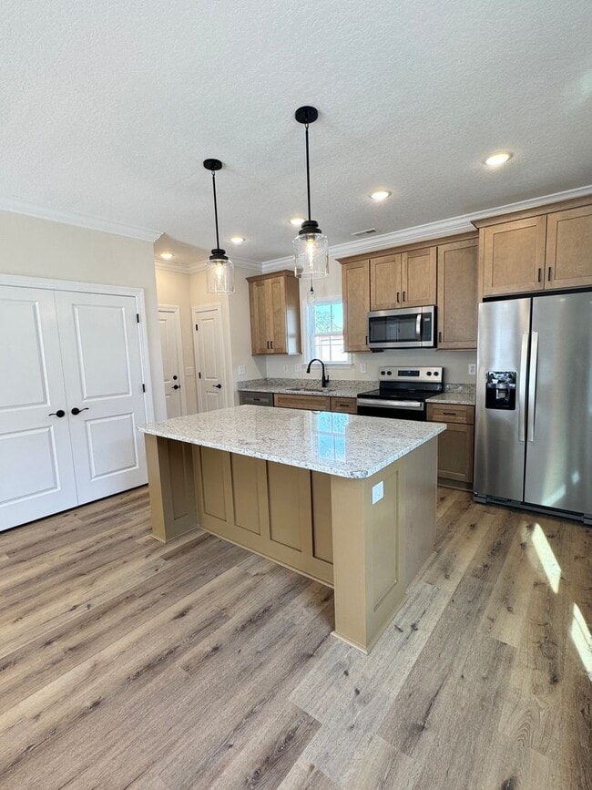 Foto del edificio - BEAUTIFUL BRAND NEW home!!! ??? 3 Bedrooms, 2.5 Baths with garage