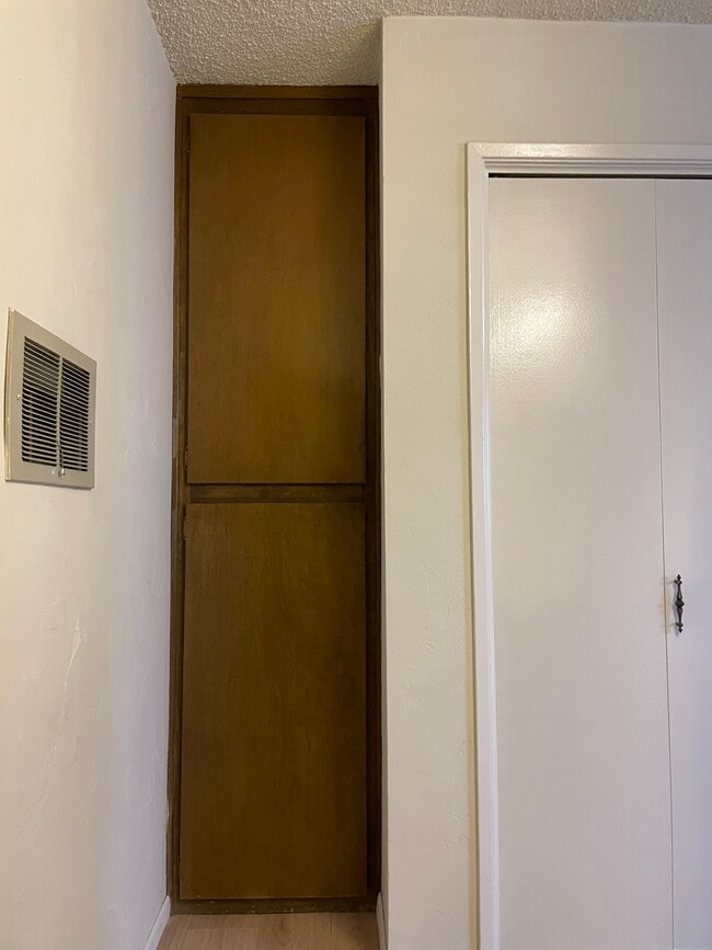 Foto del edificio - 15001 Condon Ave