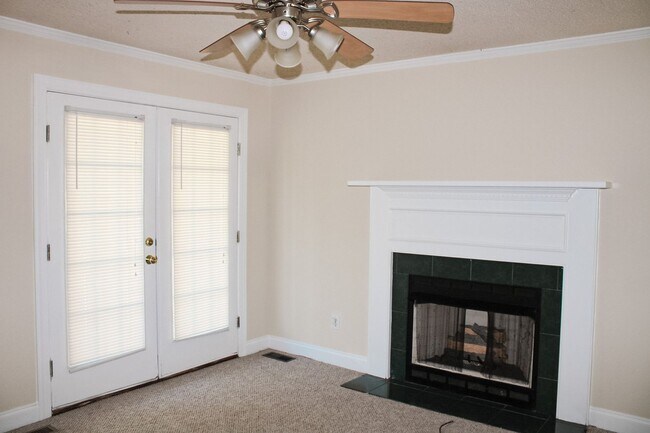 Foto del edificio - 3508 Providence Ln NW