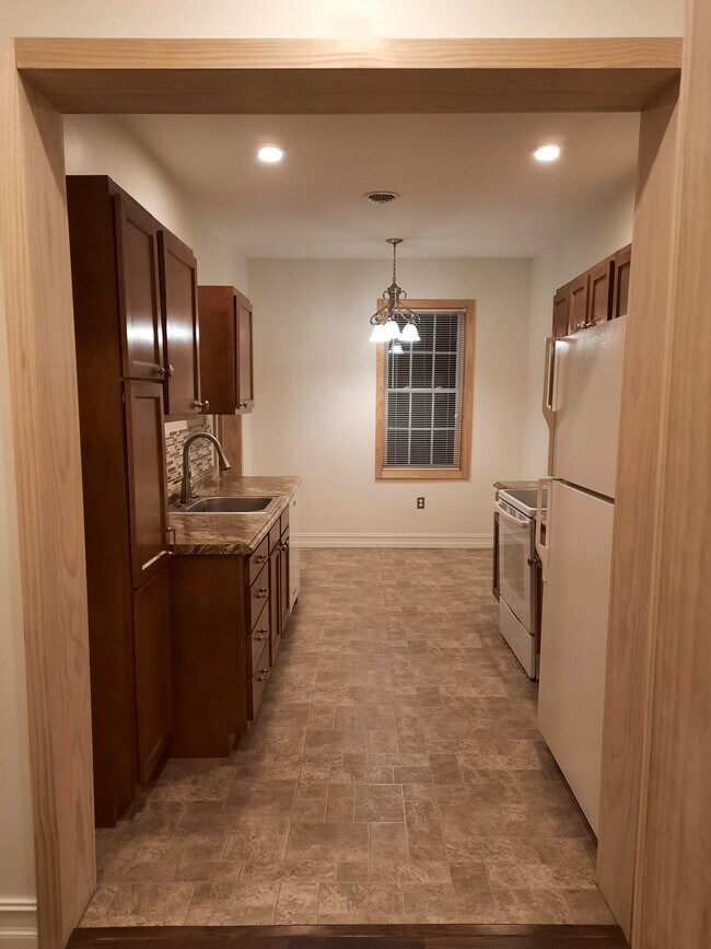 247 Main St Unit LUXURY APT C, Clarion, PA 16214 Apartments in