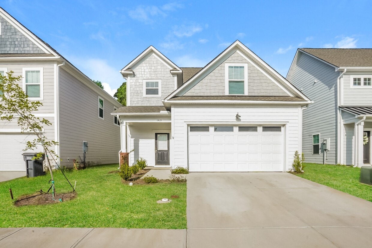 Foto principal - 1421 Feldspar Ct