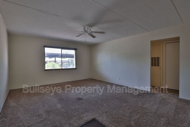 Photo - 4201 E Camelback Rd House