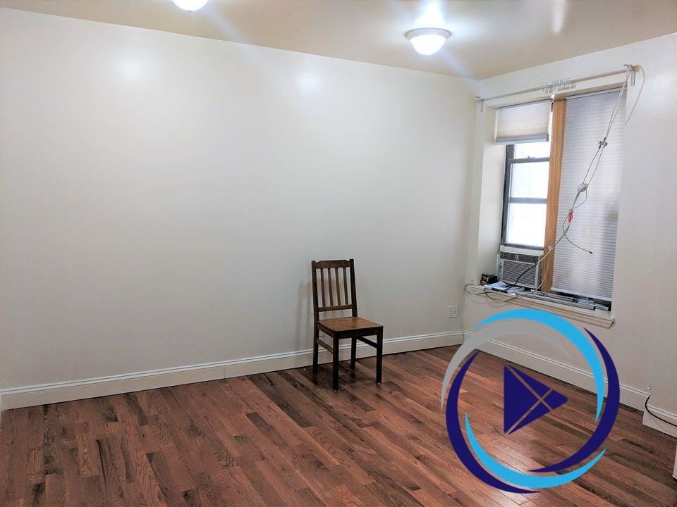 Primary Photo - 421 W 162nd St