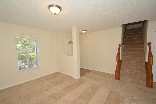 Foto del edificio - 6878 Merritt Ridge Way
