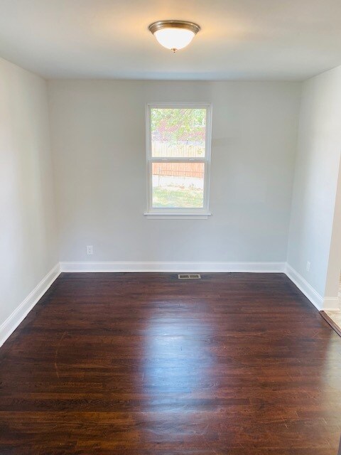Building Photo - 7155 Greenwood Ave