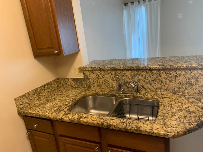 Kitchen - 250 N Banana River Dr