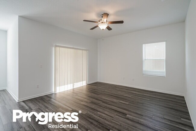 Foto del edificio - 36890 Bear Br Dr