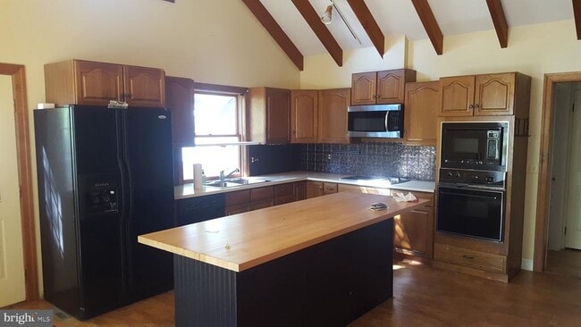 Building Photo - 2902 Lower Saucon Rd