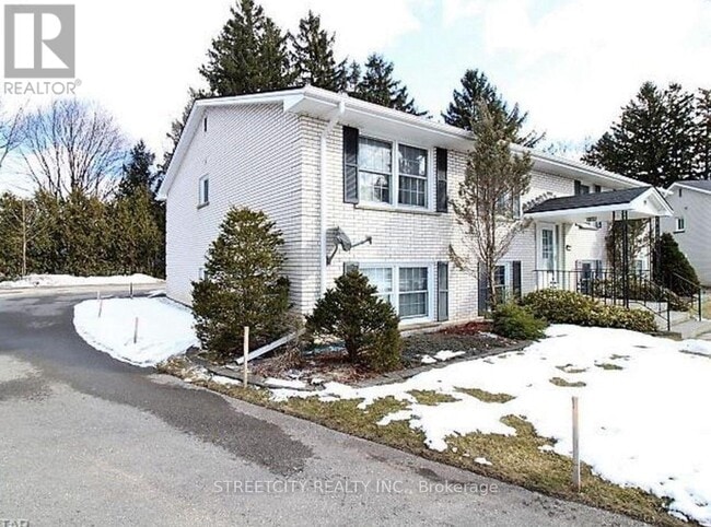 Photo du bâtiment - 19 Johnson Pl