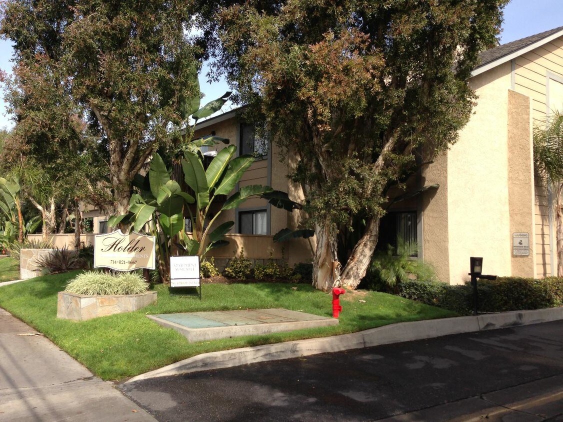 Front of Property - 9450 Holder St