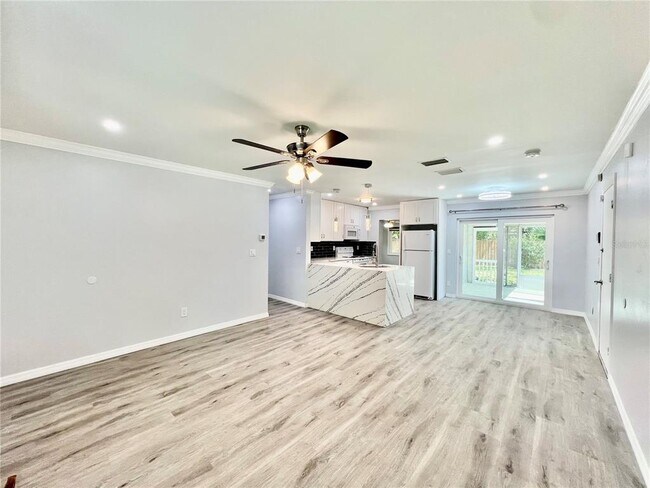 Foto del edificio - 1375 Amberlea Dr S