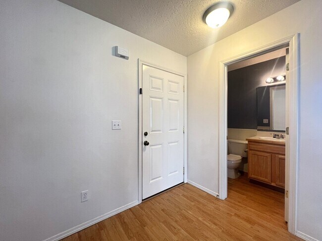 Foto del edificio - 9656 W Shelborne Dr